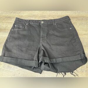 American Eagle Women's Denim Shorts Next Level Stretch Cuffed Size 18 Black